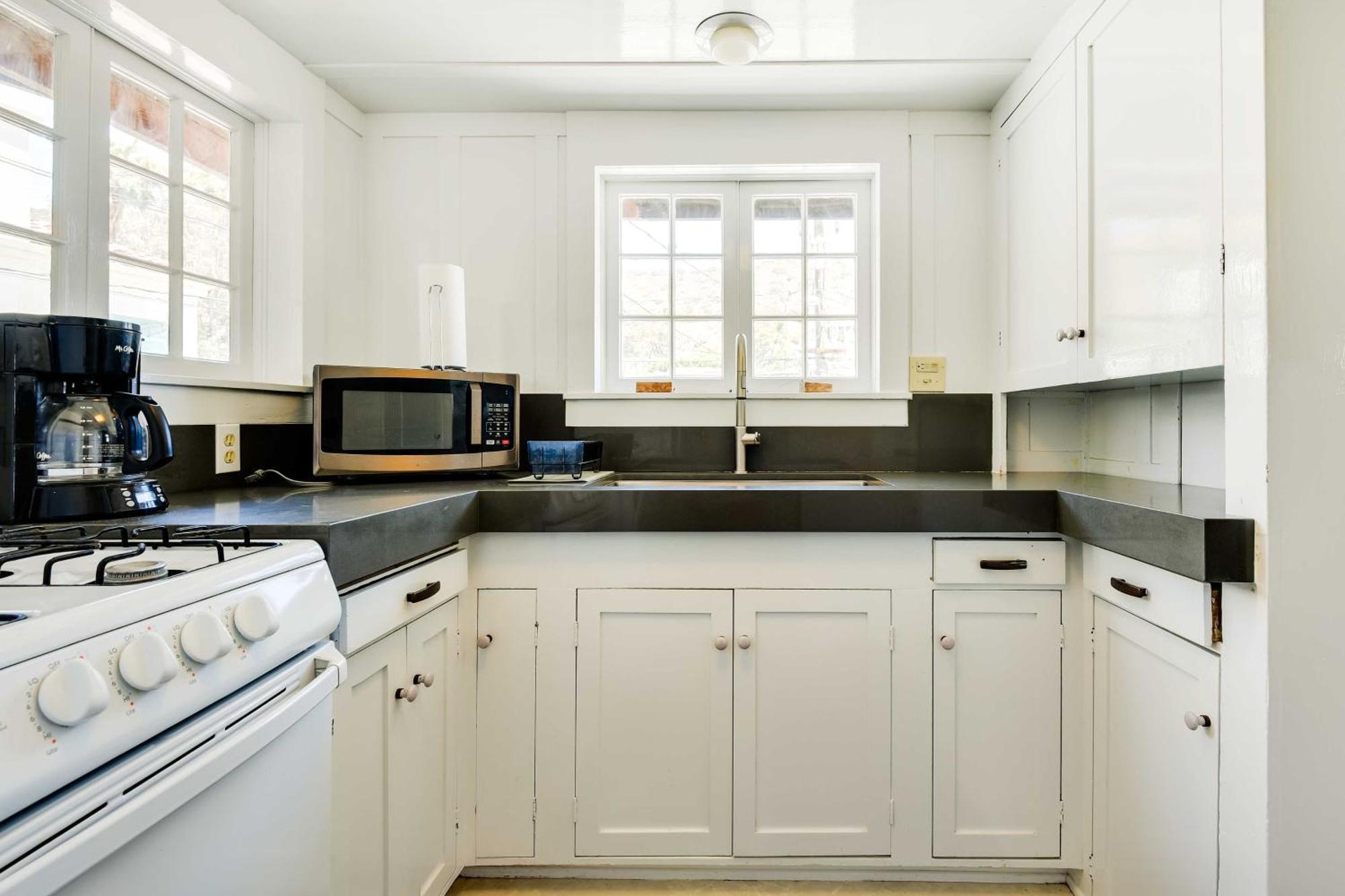 Charming Catalina Gem With Deck Walk To The Beach! Avalon Exterior foto